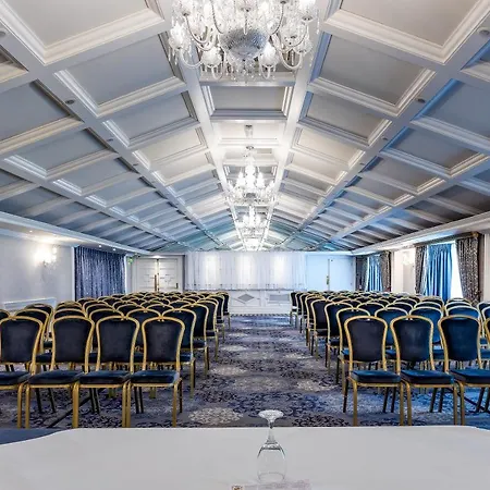 Hotel The Newgrange