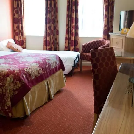 The Newgrange 3*