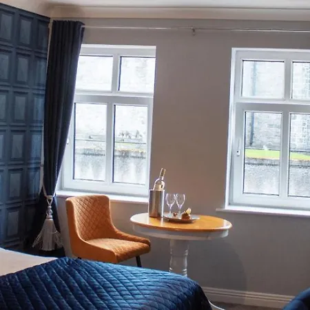 The Newgrange 3* Navan
