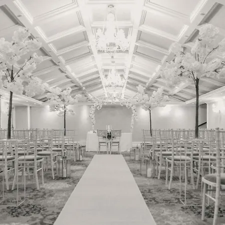 The Newgrange 3* Navan
