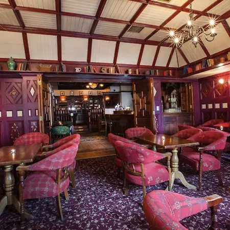 The Newgrange ナヴァン