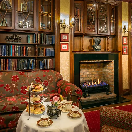 ホテル The Newgrange