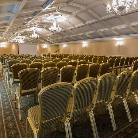 The Newgrange 3* Navan