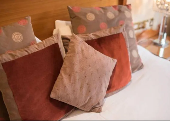 The Newgrange 3* Navan