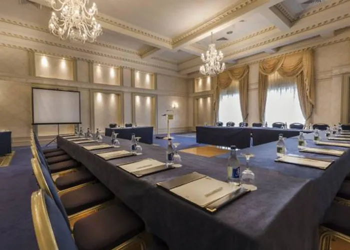 Отель The Newgrange