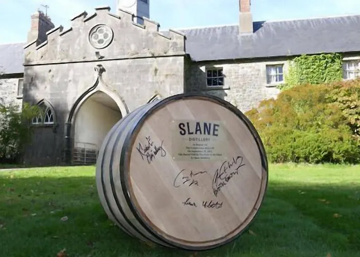 The Newgrange 3* Navan